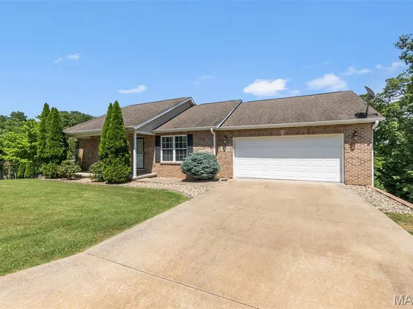 1328 Platinum Ct, Cape Girardeau, MO 63701