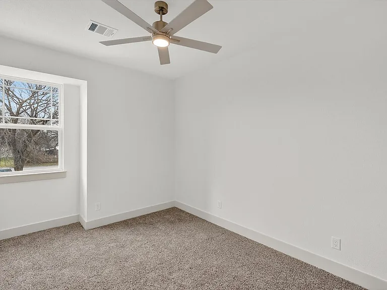502 E Kimball St #1 — Photo 23