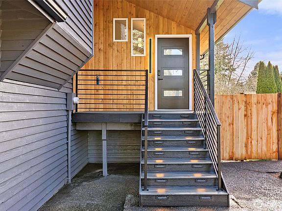 4th image of 20733 Elberta Road