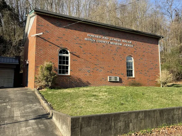 148 Butternut Ave, Pomeroy, OH 45769