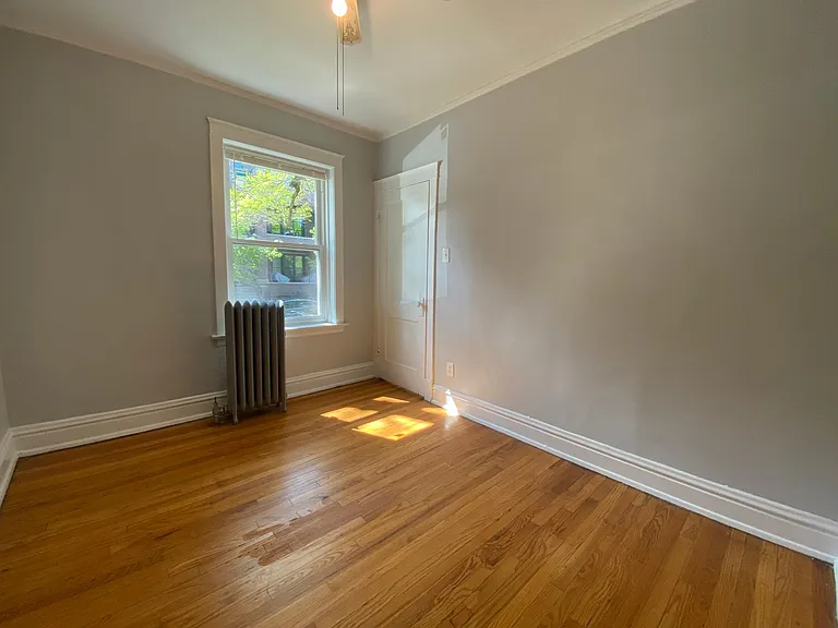 3953 N Hoyne Ave #1 — Photo 13