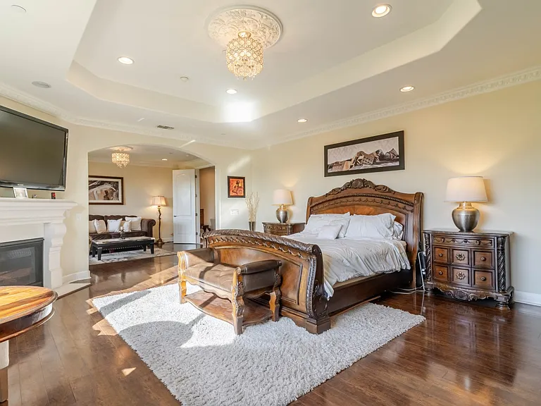 10817 W Stallion Ranch Rd — Photo 36