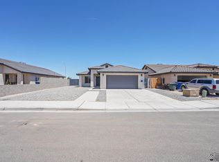 8716 E 40th Pl, Yuma, AZ 85365