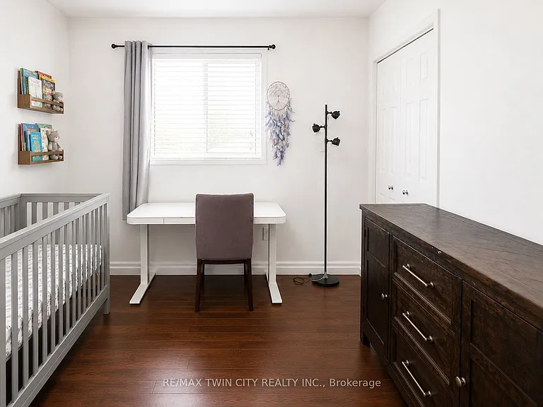 212 Colton Cir — Photo 12