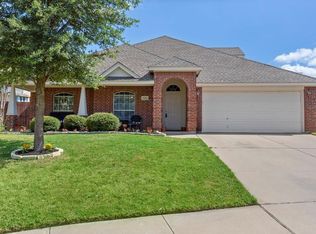 1129 Hackberry Ct, Burleson, TX 76028