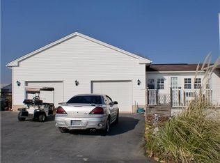 111 Valley Mist Dr, Clayton, DE 19938