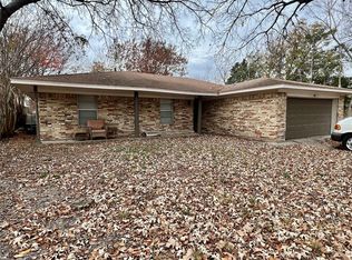 806 11th St, Princeton, TX 75407
