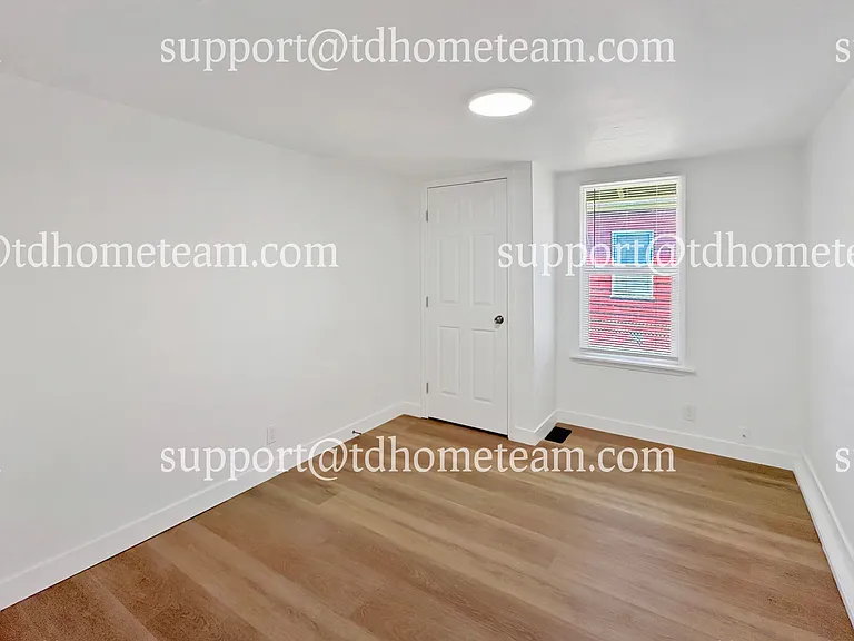 617 3rd Ave S — Photo 12