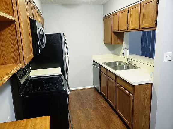 5th image of 7740 Flannagan Ct APT 6