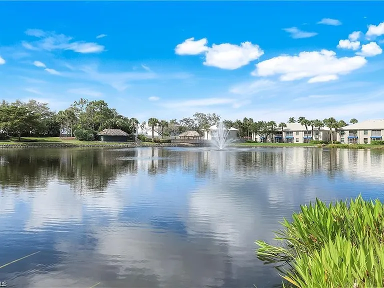 834 Gulf Pavilion Dr #204 — Photo 37