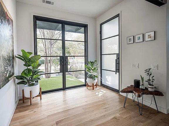 4th image of 6203 Saint Moritz Ave