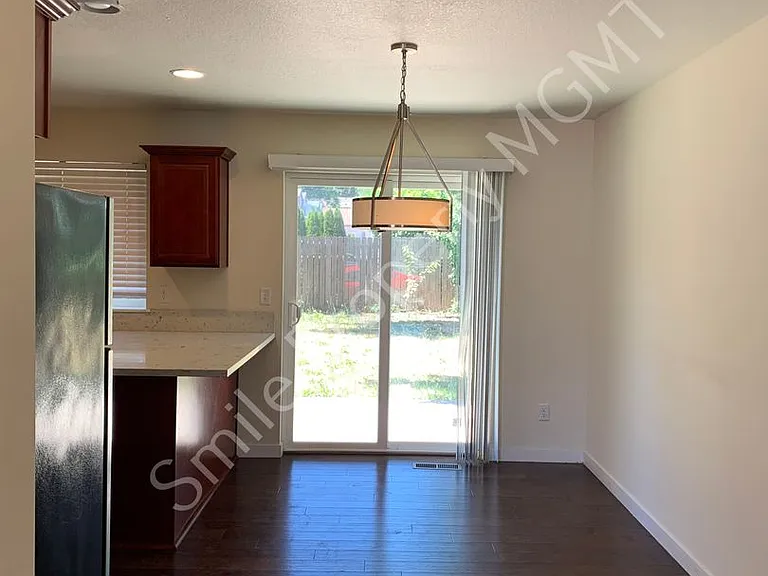 3223 SE 122nd Ave #A-B — Photo 6