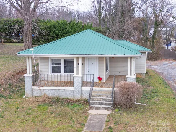 175 Blue Ridge St, Marion, NC 28752