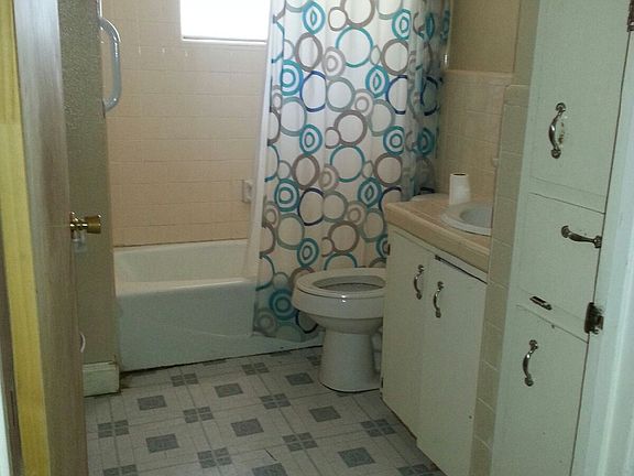 5th image of 8204 Eastland Drive