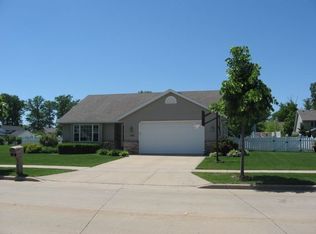 728 Doerfler Dr, Kimberly, WI 54136