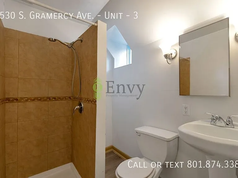 2530 S Gramercy Ave #3 — Photo 2