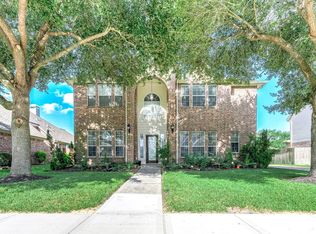 3705 Canterbury Park Dr, Pearland, TX 77584