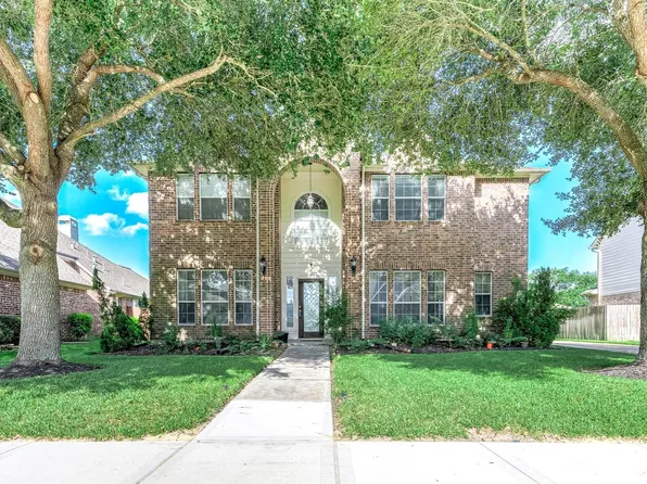 3705 Canterbury Park Dr, Pearland, TX 77584