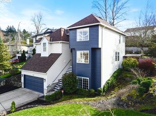 1990 SW Willow Pkwy, Gresham, OR 97080