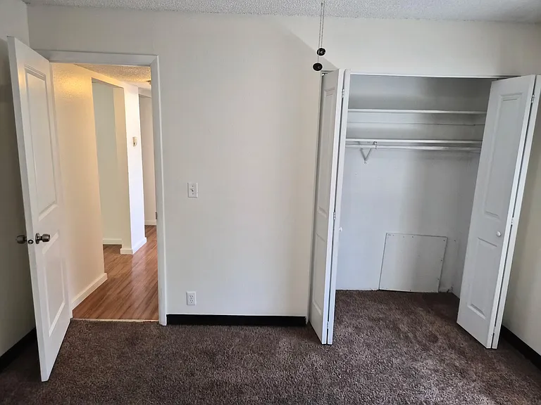 Magnussen Apartments — Photo 19