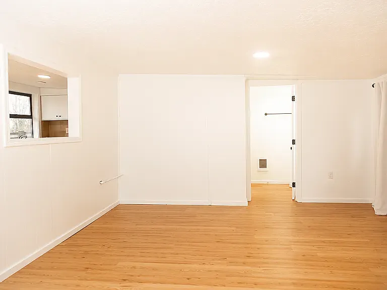 8005 SW Barbur Blvd — Photo 6