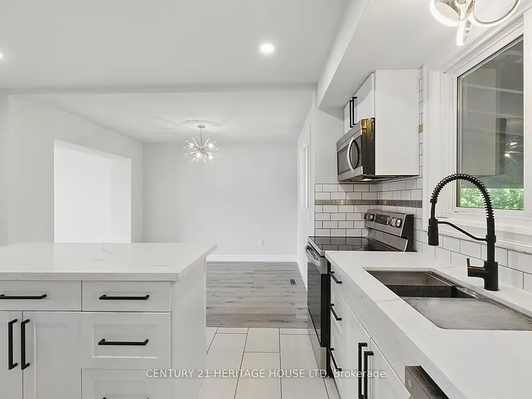57 Vanbuskirk Dr — Photo 12