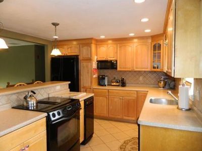 16 Thistle Rd, Burlington, MA, 01803