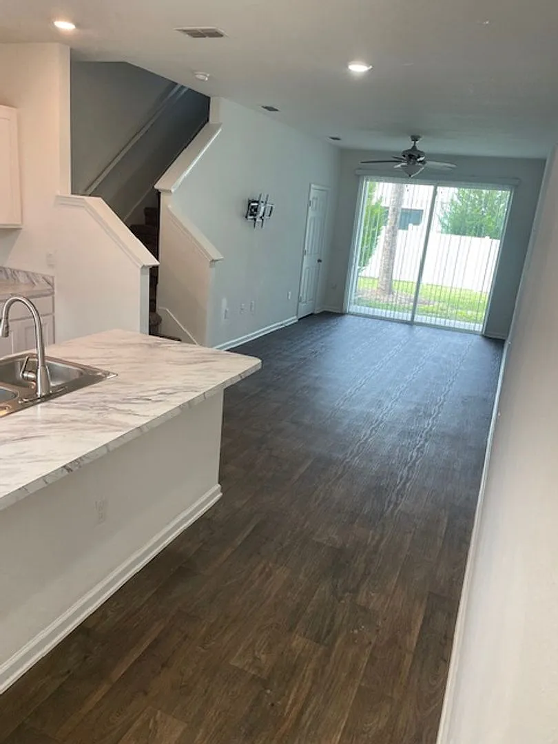 98 Vidalia Ridge Road — Photo 2