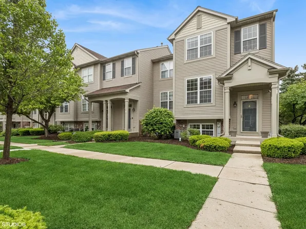 784 Cherry Creek Dr, Grayslake, IL 60030