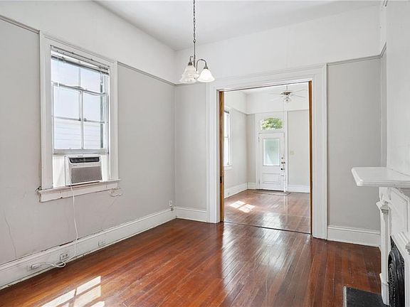 4th image of 405-407 Henry Clay Ave #2