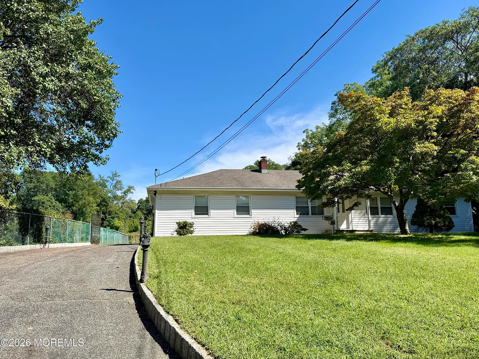 3 bed, 2156 sqft, $4,000 — Photo 1