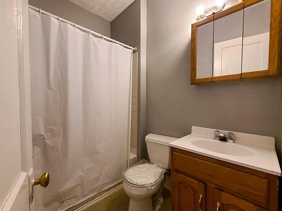 5th image of 9224 Madison Ave APT 2