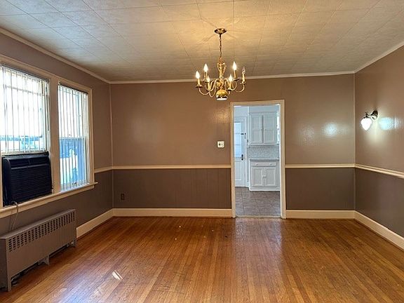 4th image of 2605 Hoffer St APT 1