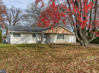 1006 Daffodil Dr, Lebanon, PA 17042