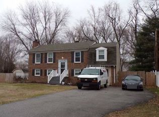 29816 Adams Rd, Mechanicsville, MD 20659