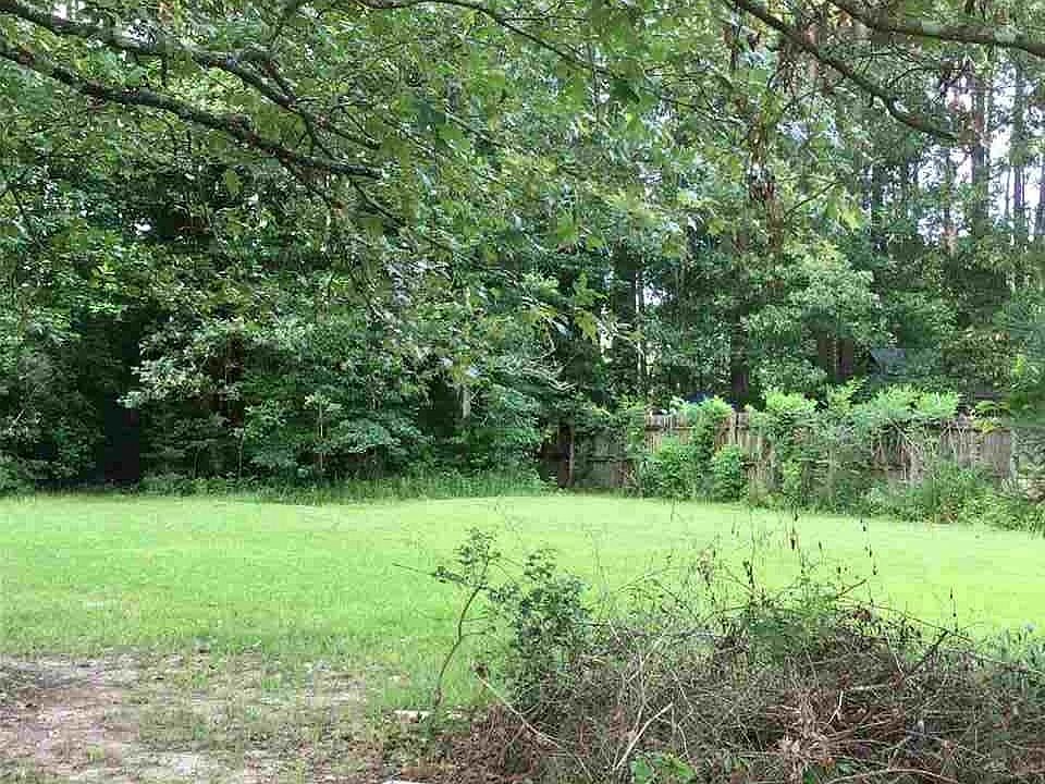 2nd image of 22646 Range Line Rd