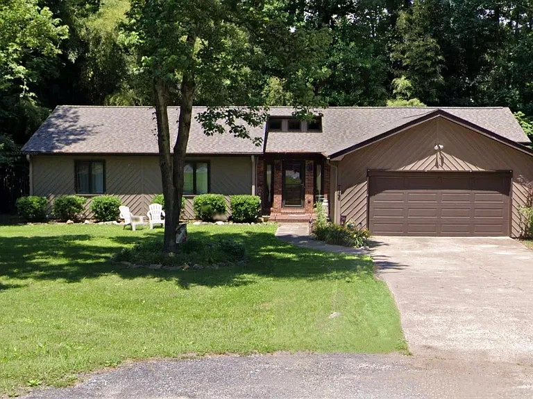 7146 Mantlewood Ln — Photo 1