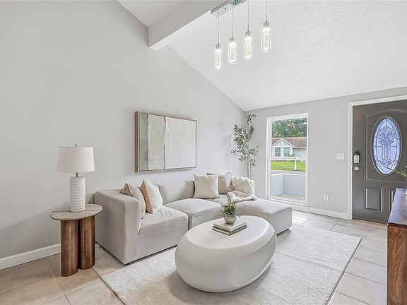 4th image of 16206 SAGEBRUSH ROAD