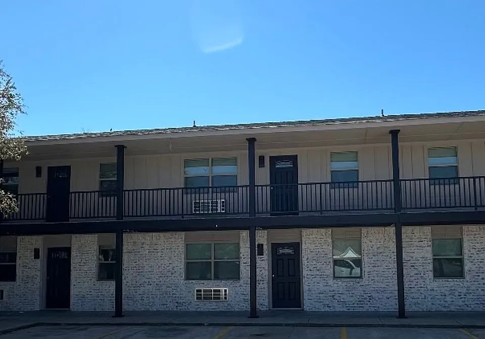 2524-2530 SW G Ave