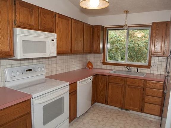 2nd image of 7176 Grand Village Ln SW
