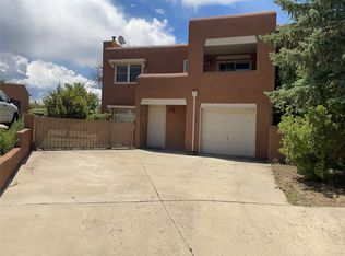 2411 San Patricio Plz, Santa Fe, NM 87505