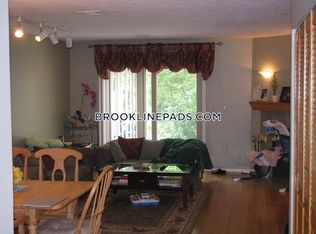 1304 Lagrange St, Chestnut Hill, MA 02467