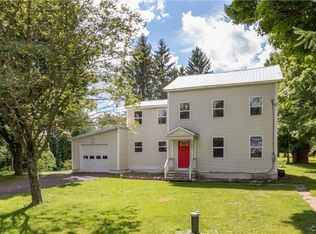 8005 Plainville Rd, Memphis, NY 13112