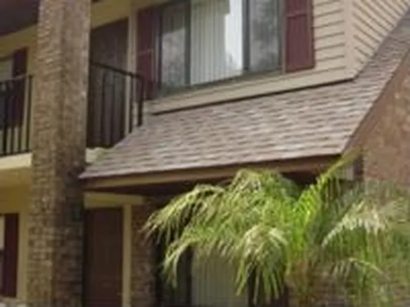 1670 Spring Garden Ct, Holly Hill, FL 32117