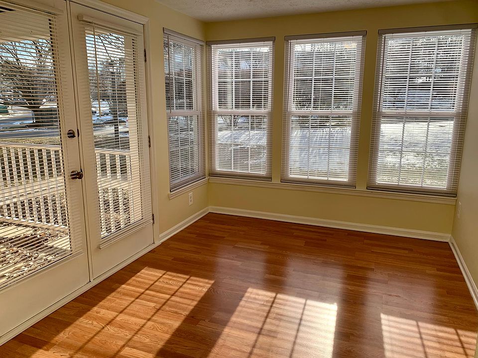 1st image of 12309 Ashmont Ct APT 102