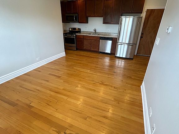 3rd image of 917 E 78th St APT 203W
