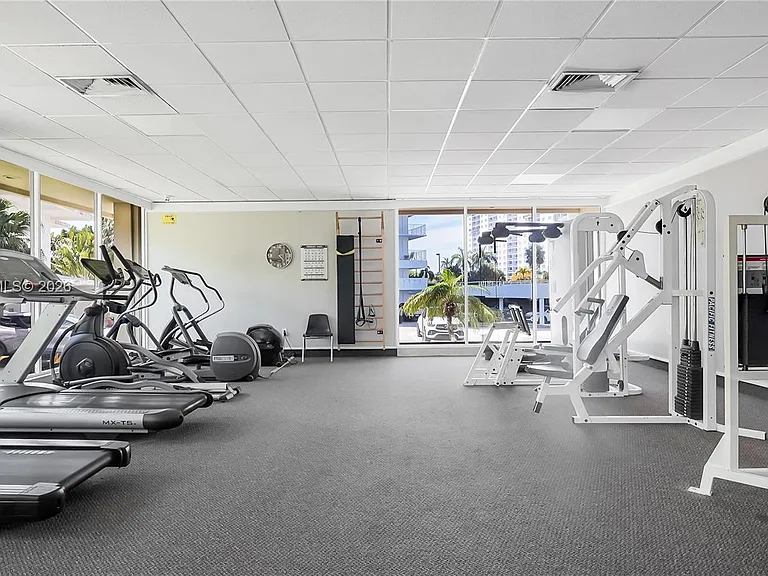 300 Bayview Dr #307 — Photo 40