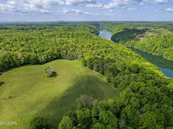 60 Island Rd #3, Walling, TN 38587