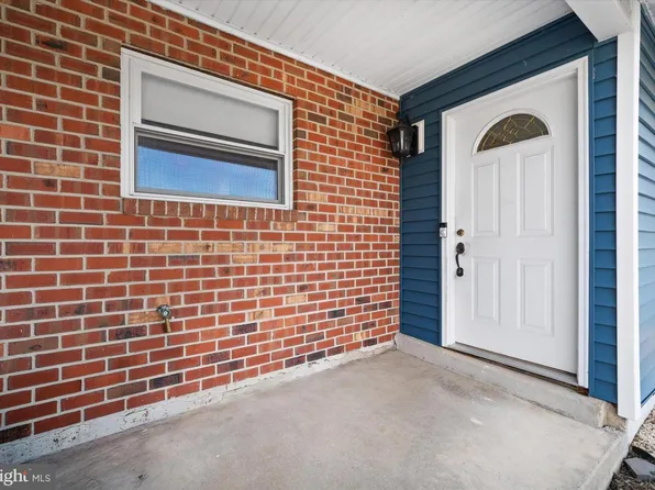1 Pebble Pl, Newark, DE 19702