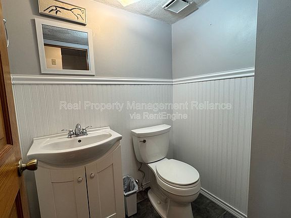 5th image of 38 Kimball Ave Unit 14